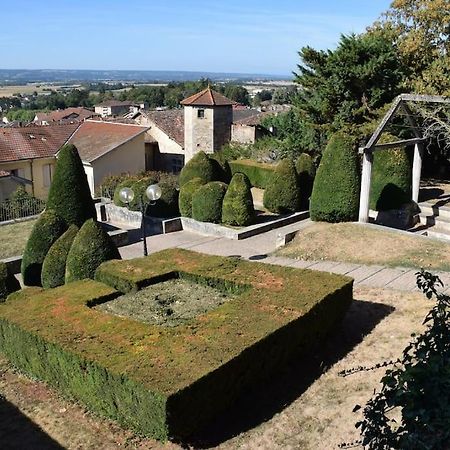 Gite Des Remparts Reservation Par Telephone Laissez Vos Coordonnees La Cote-Saint-Andre Екстер'єр фото